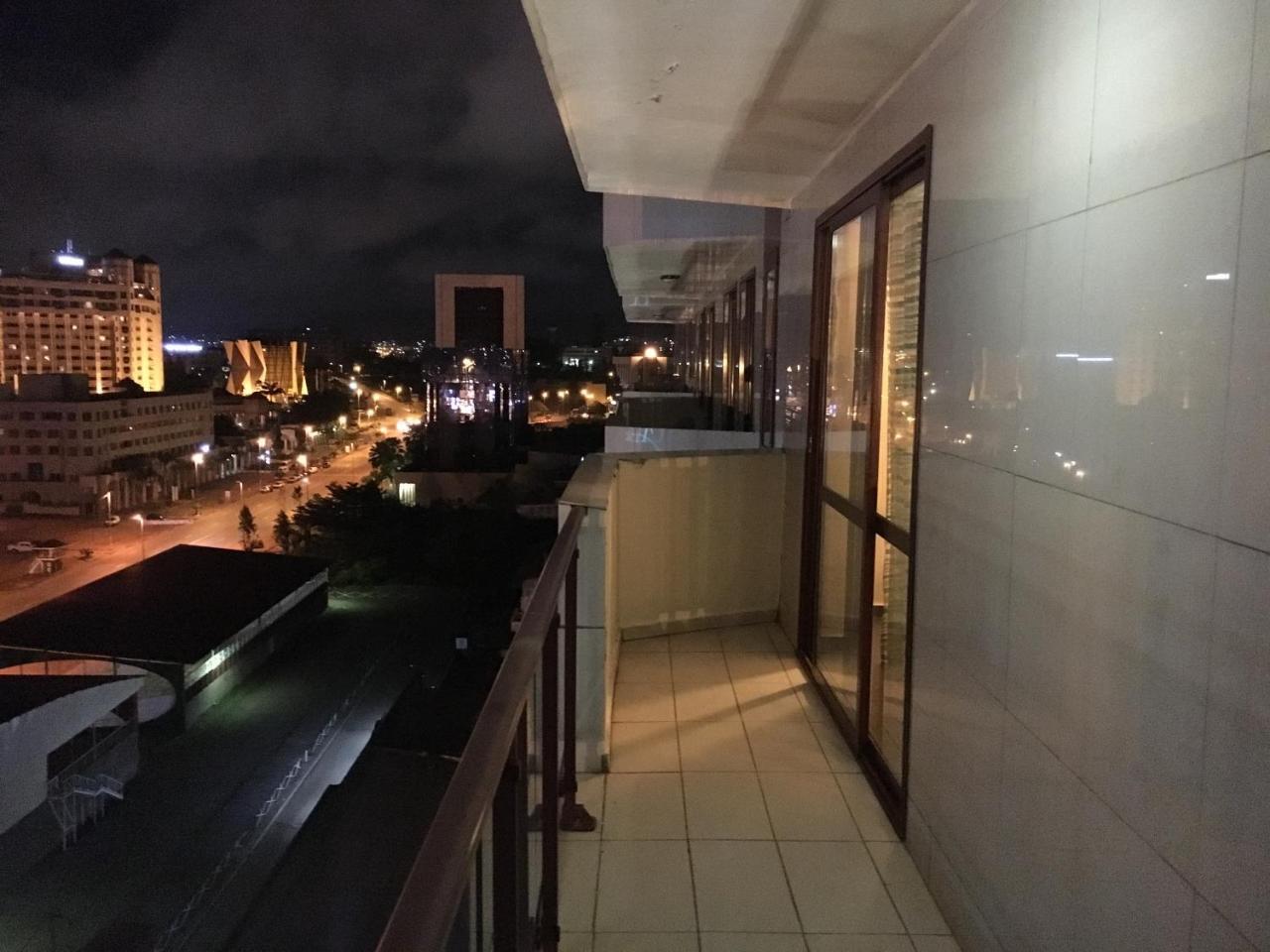 Yaoundé Djeug'Appart Hotel מראה חיצוני תמונה