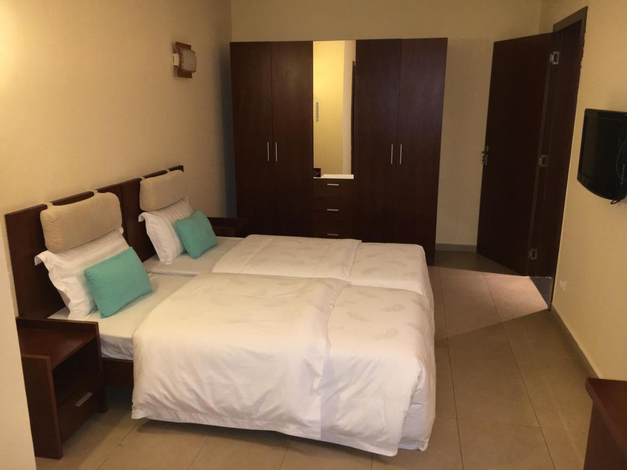 Yaoundé Djeug'Appart Hotel מראה חיצוני תמונה