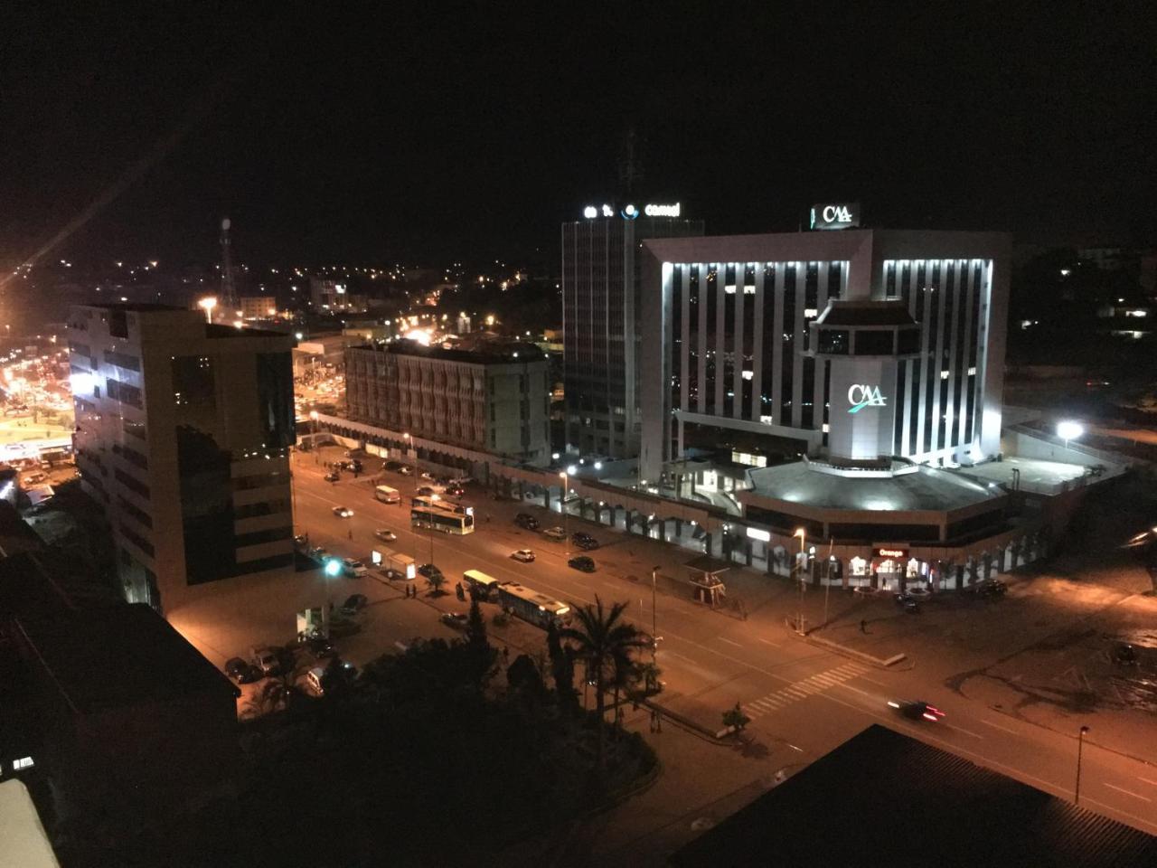 Yaoundé Djeug'Appart Hotel מראה חיצוני תמונה